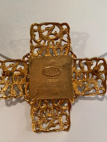 1980’s Collection 25 Vintage Chanel Gold Cross Brooch Pin