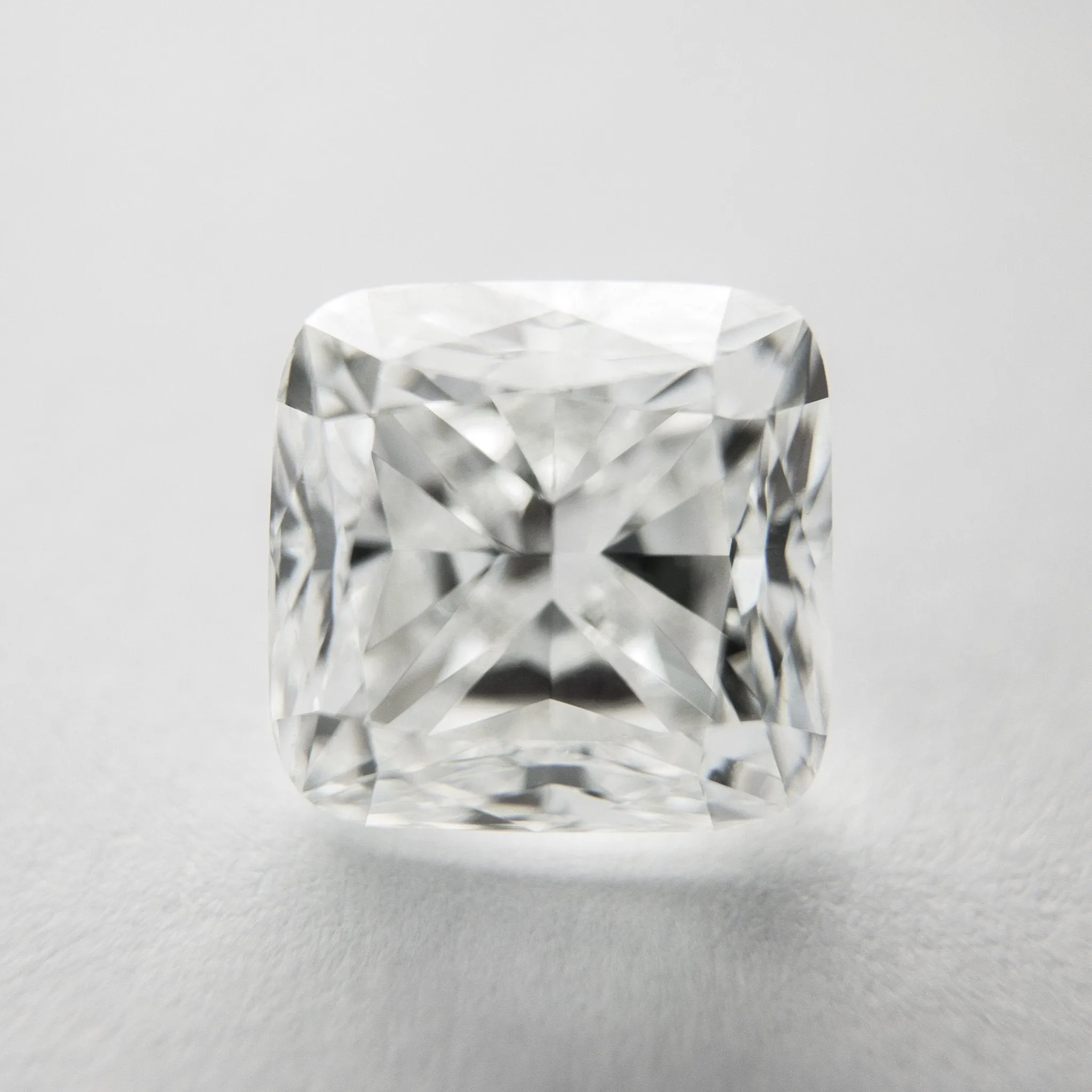 3.01ct White 7.97x7.81x5.62mm GIA G VS1 Cushion Brilliant DDL2181- Dream Diam Exclusive