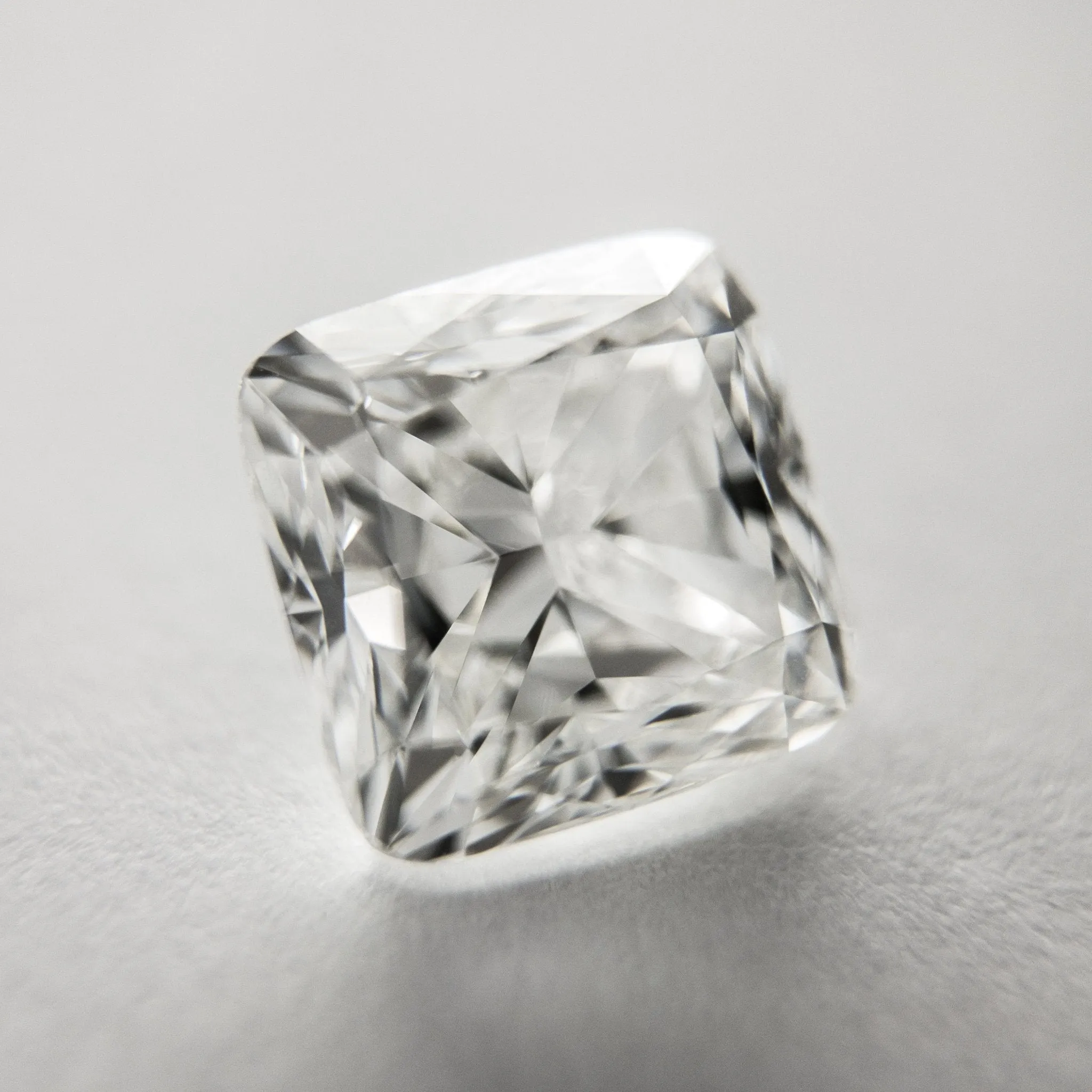 3.01ct White 7.97x7.81x5.62mm GIA G VS1 Cushion Brilliant DDL2181- Dream Diam Exclusive