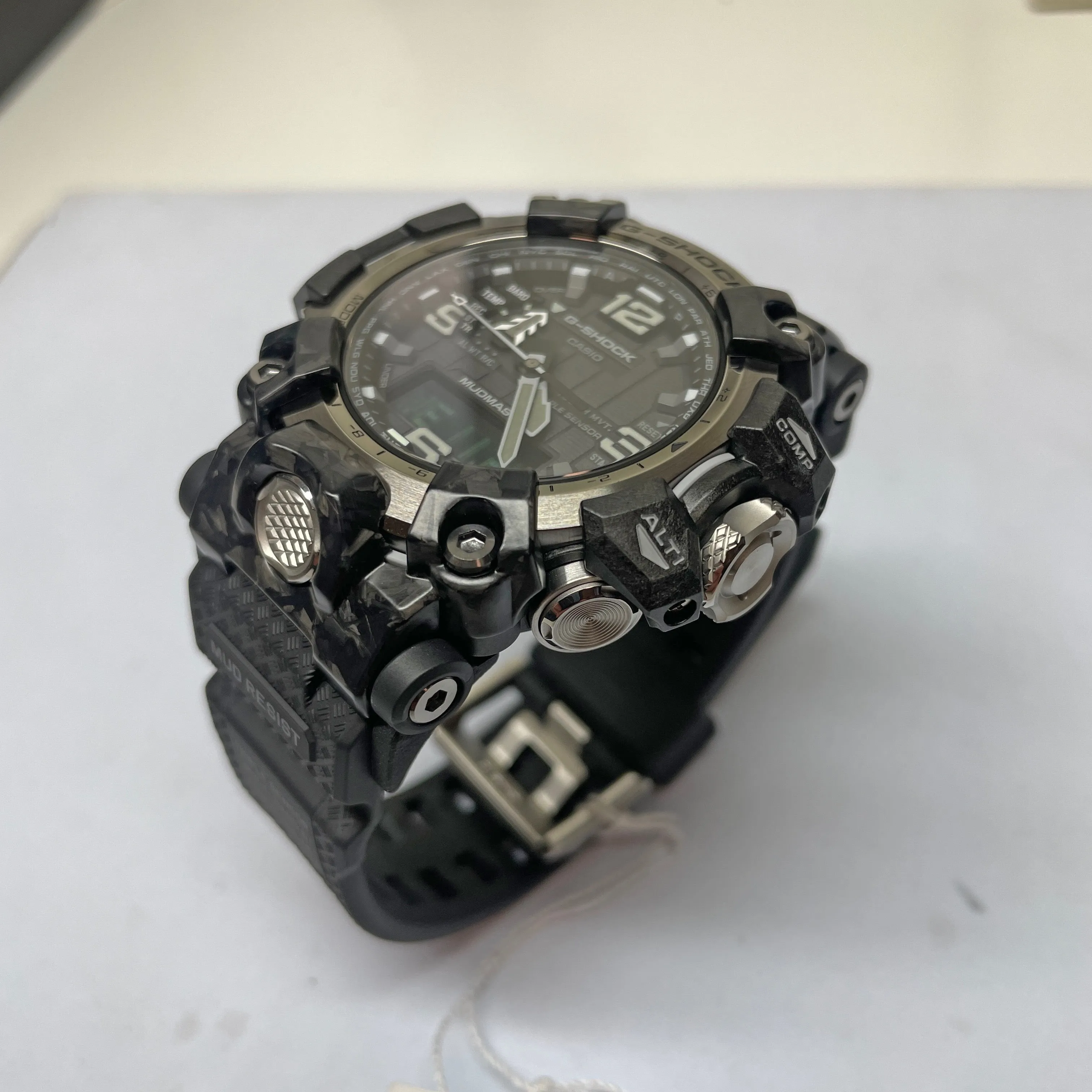 Certainly! Here’s an optimized title for the product:

**Casio G-Shock GWG2000-1A1 Mudmaster Carbon Fiber Triple Sensor Tactical Watch - Durable Black Design**