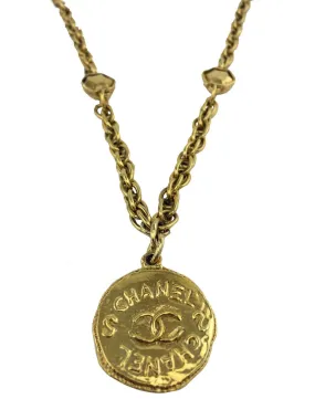 Elegant Chanel CC Medallion Pendant Necklace with Luxurious Gold-Tone Finish