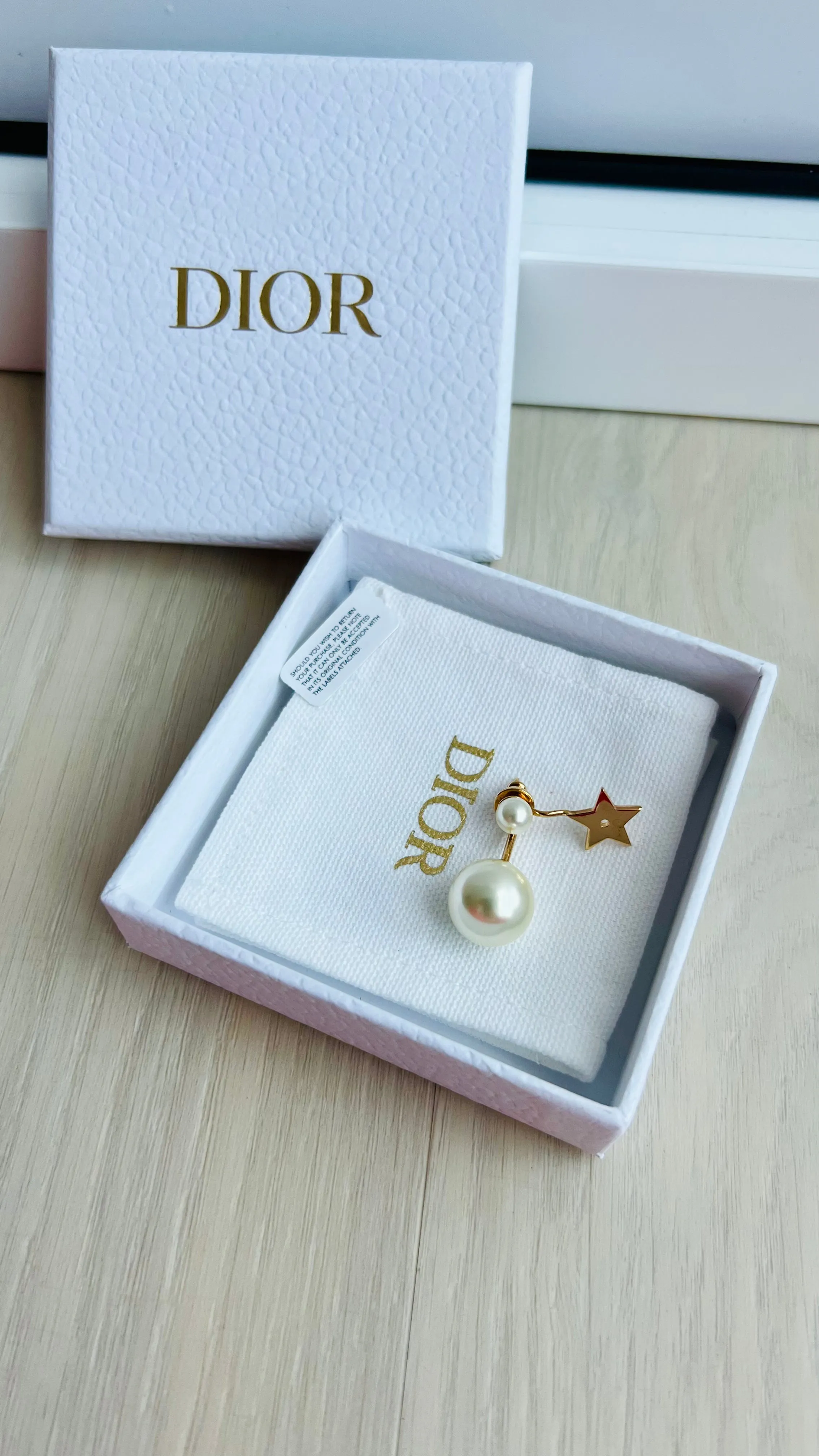 Christian Dior My Star Pearl Earring