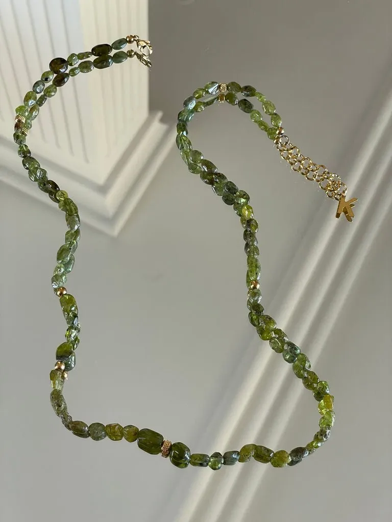 Ciottolo Peridot Necklace