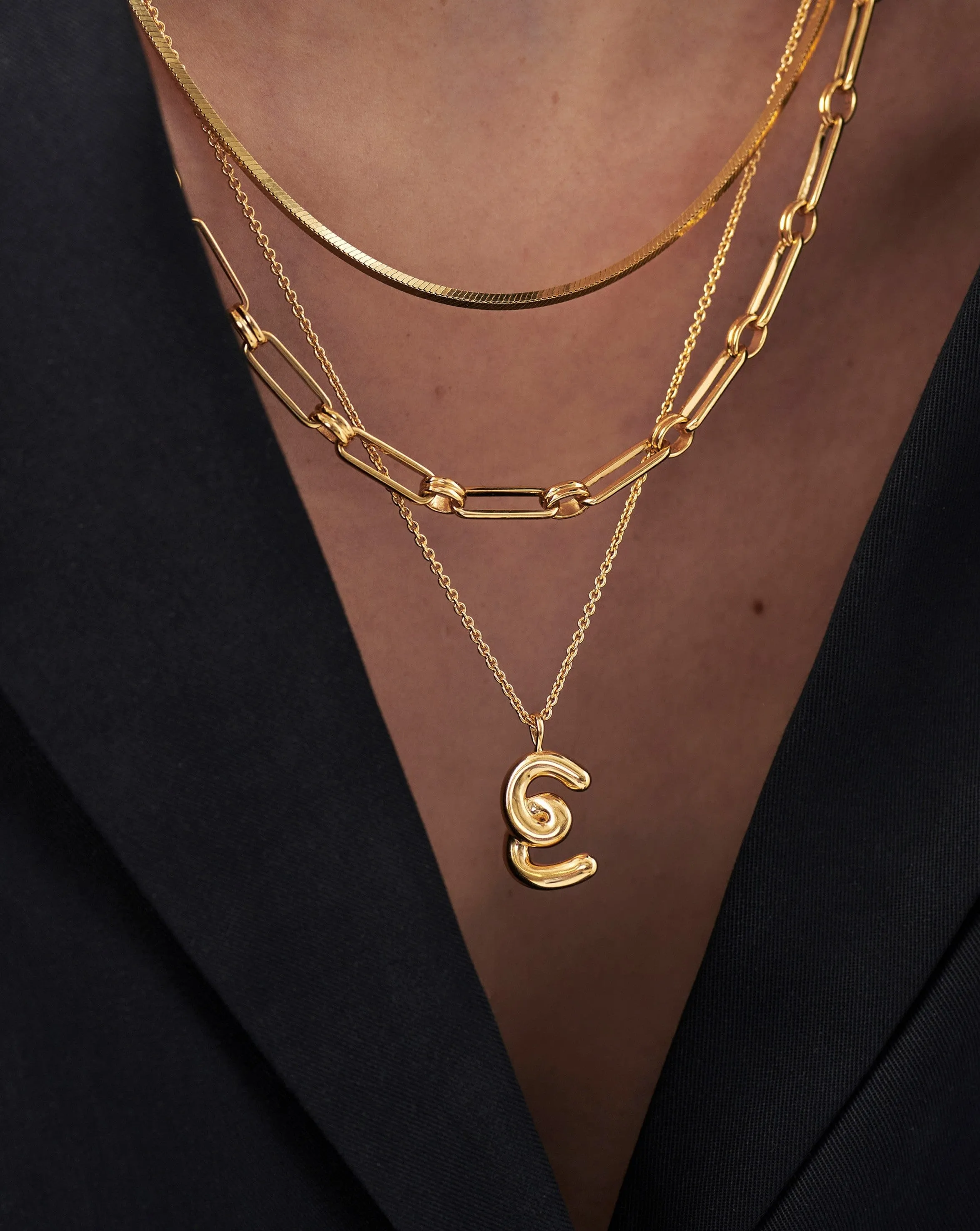 Curly Molten Initial Pendant Necklace - Initial E | 18ct Gold Plated Vermeil