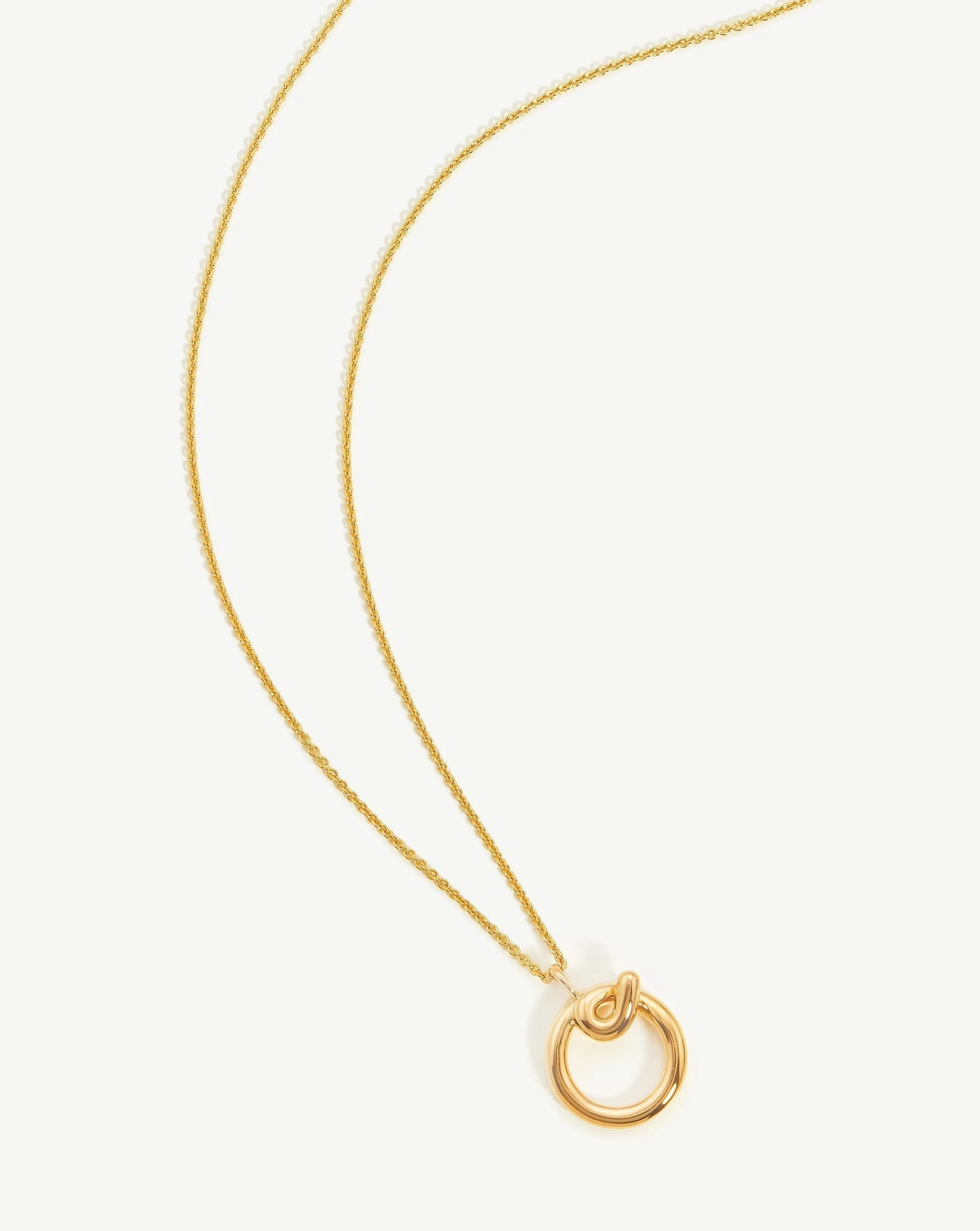 Curly Molten Initial Pendant Necklace - Initial O | 18ct Gold Plated Vermeil