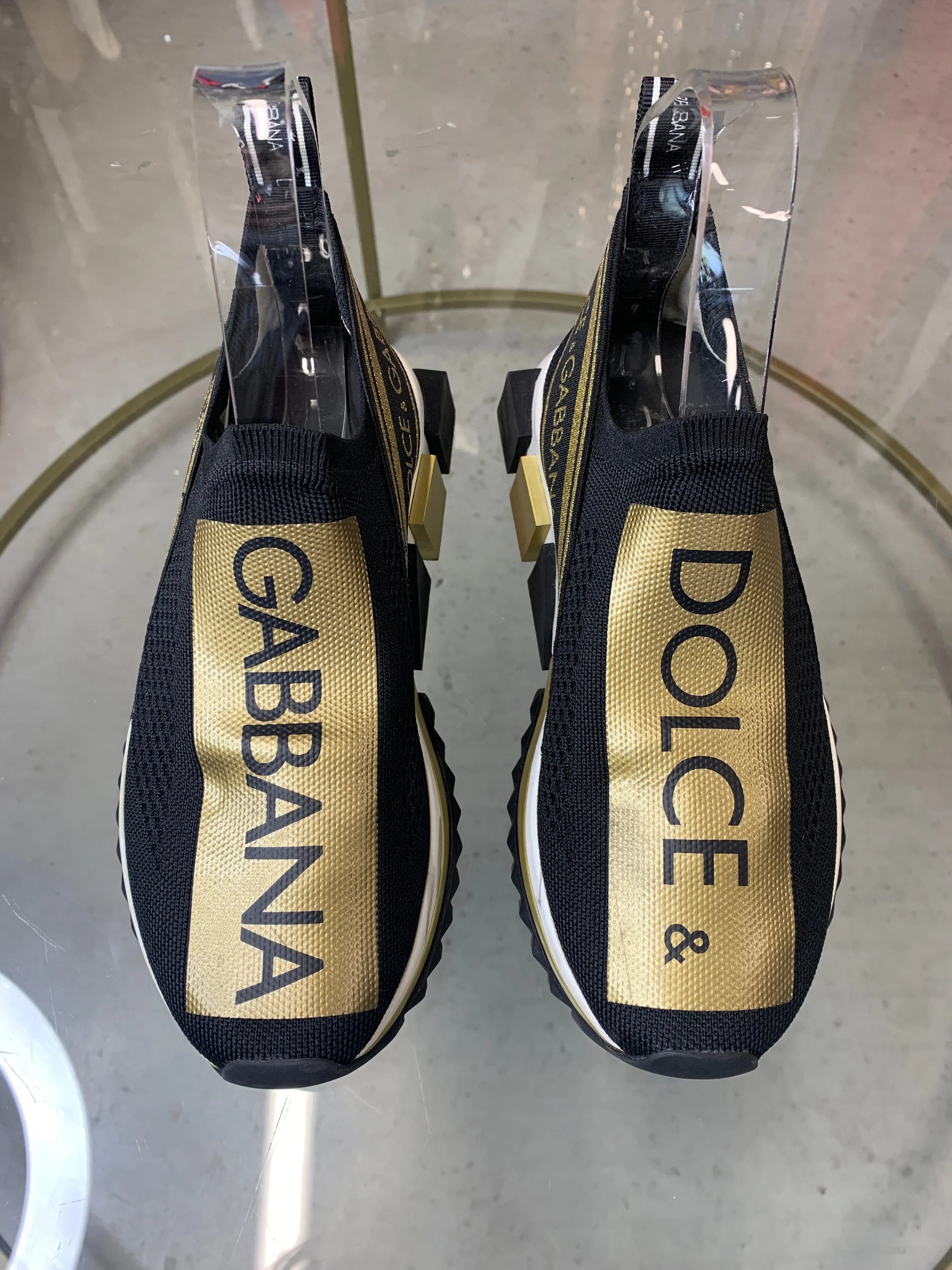 Dolce and Gabbana Runners Black Gold 37