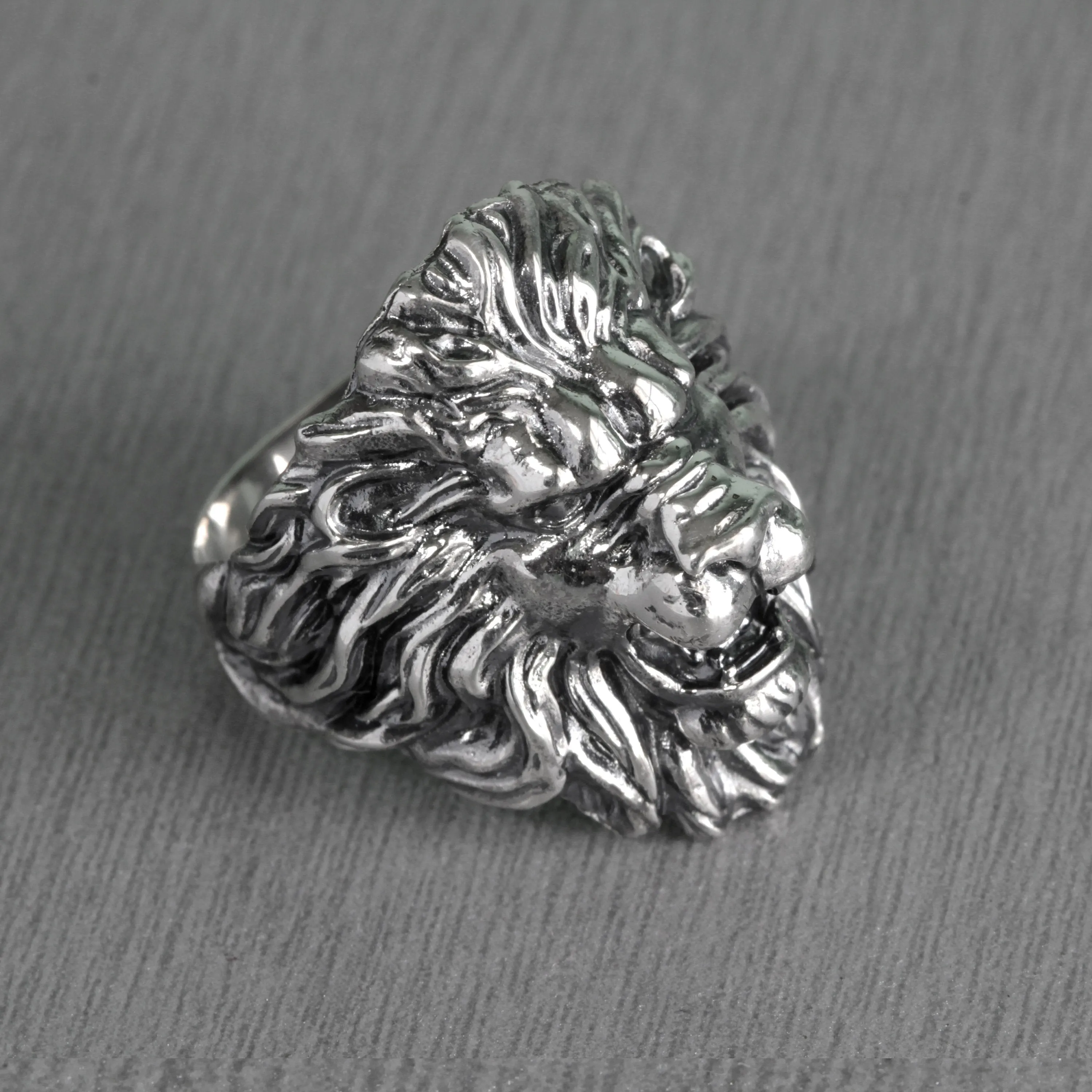 Huge Lion Mens Ring Silver 925