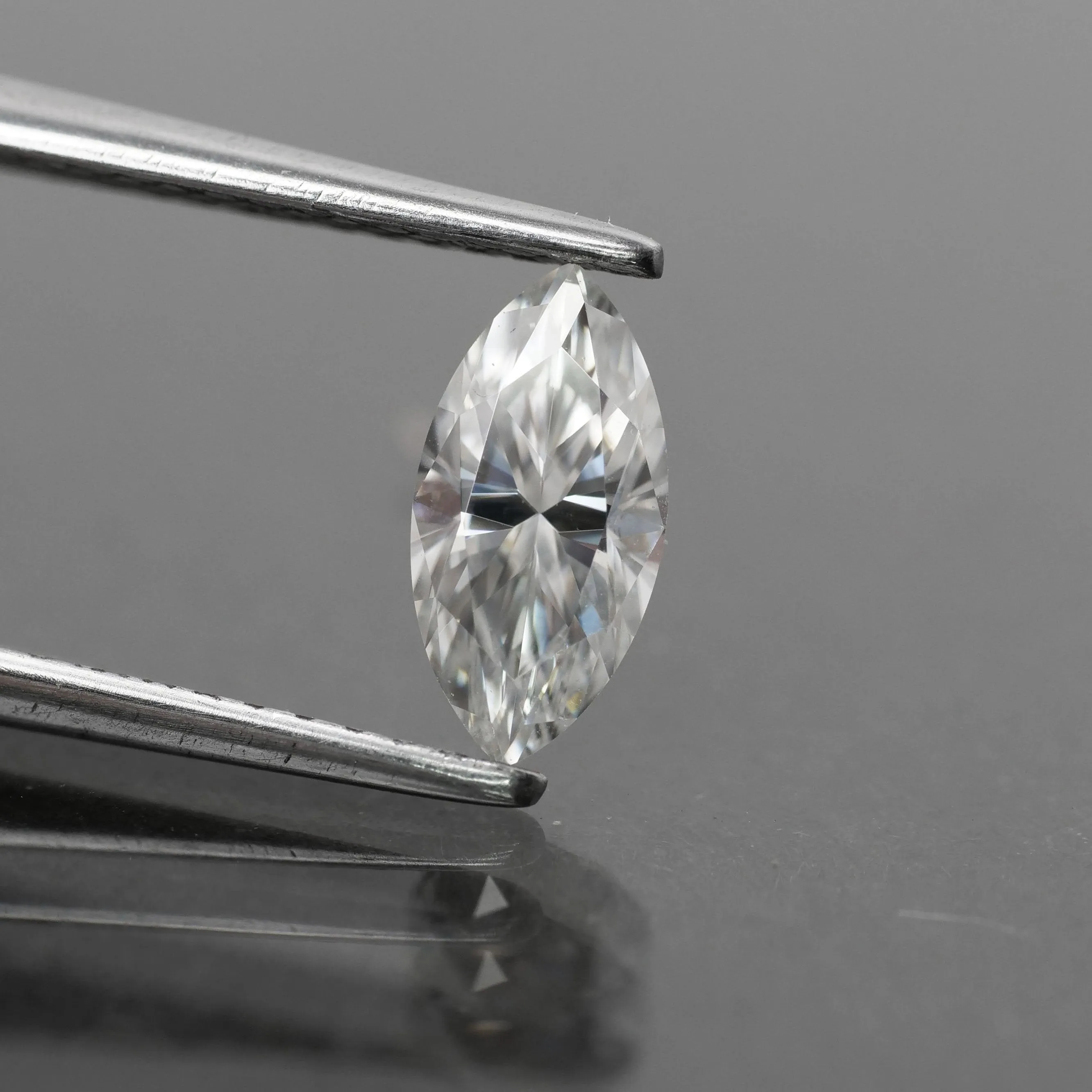 Moissanite | marquise cut 8x4 mm, G color, VS, 0.5 ct