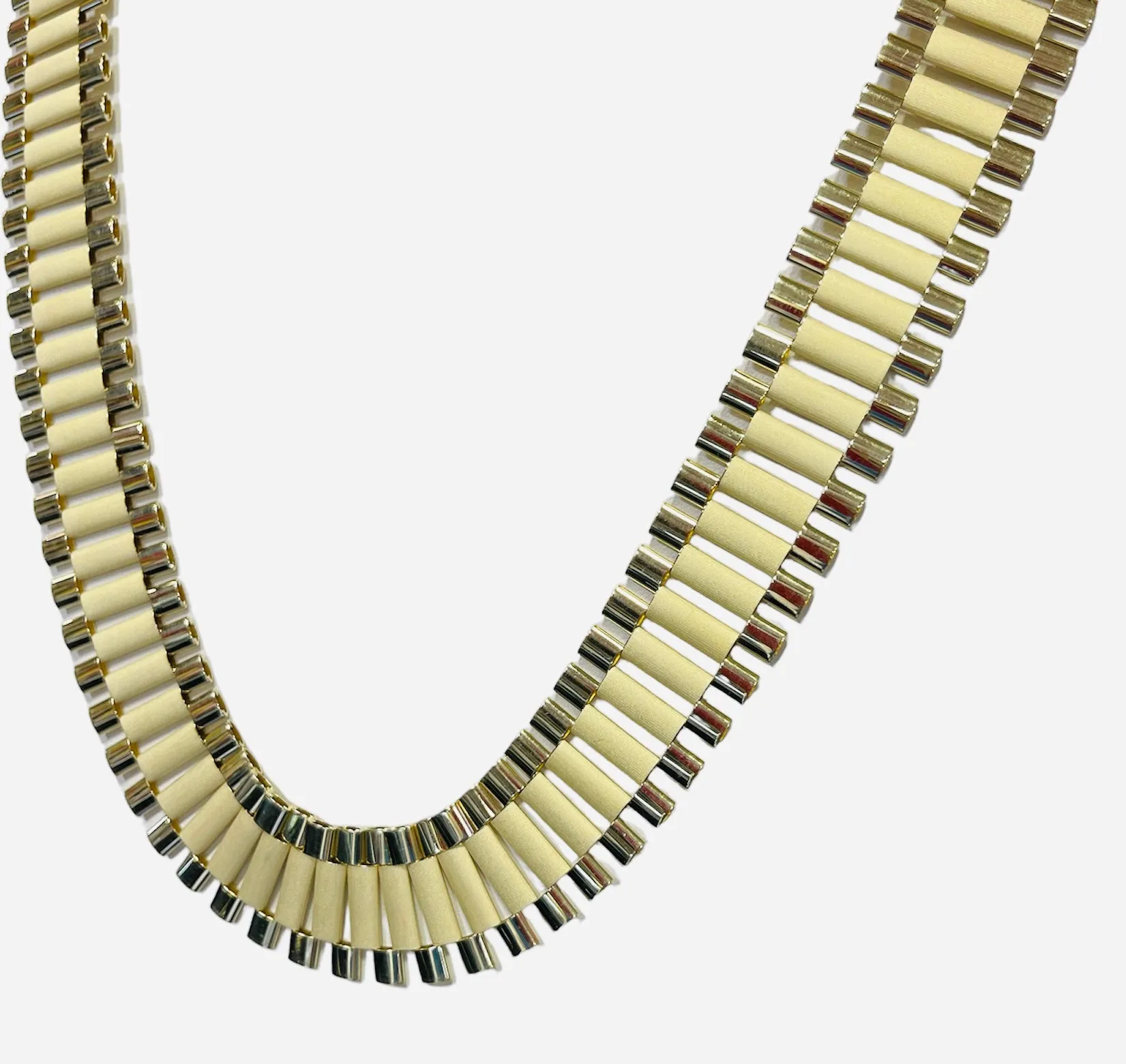 Premium MC157 Rollie Chain for Maximum Style