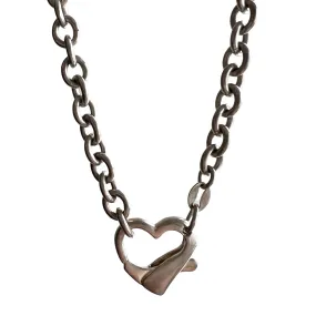 V I N T A G E // sealed with a heart / sterling silver chunky cable chain with a heart clasp pendant holder / 18.25